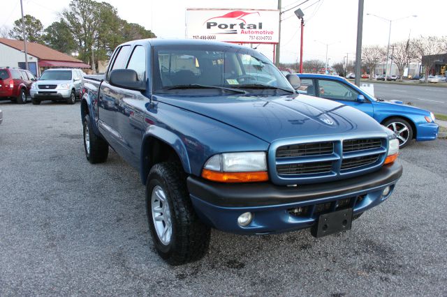 Dodge Dakota 2003 photo 2