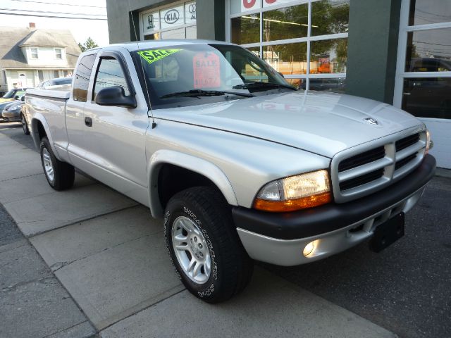 Dodge Dakota 2003 photo 1