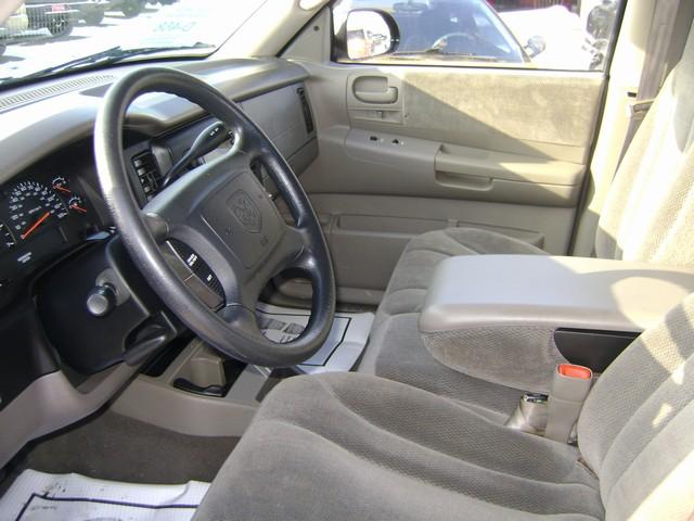 Dodge Dakota 2003 photo 1