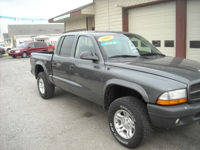 Dodge Dakota 2003 photo 2