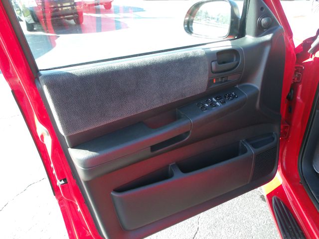 Dodge Dakota 2003 photo 9