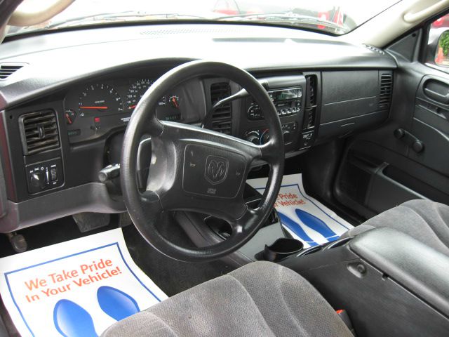 Dodge Dakota Premier 4x4 SUV Pickup Truck