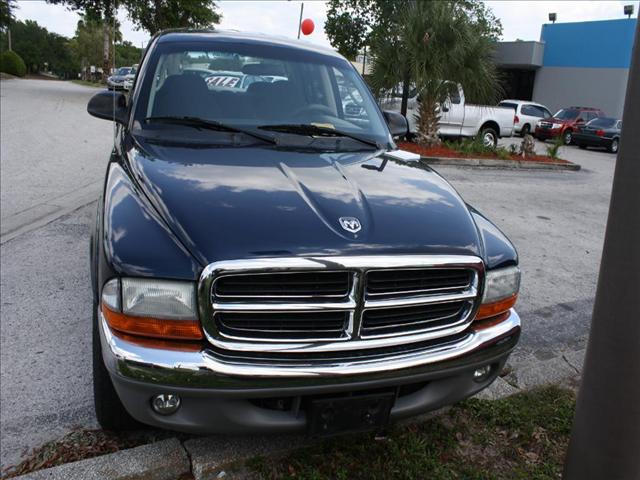 Dodge Dakota SLT Pickup