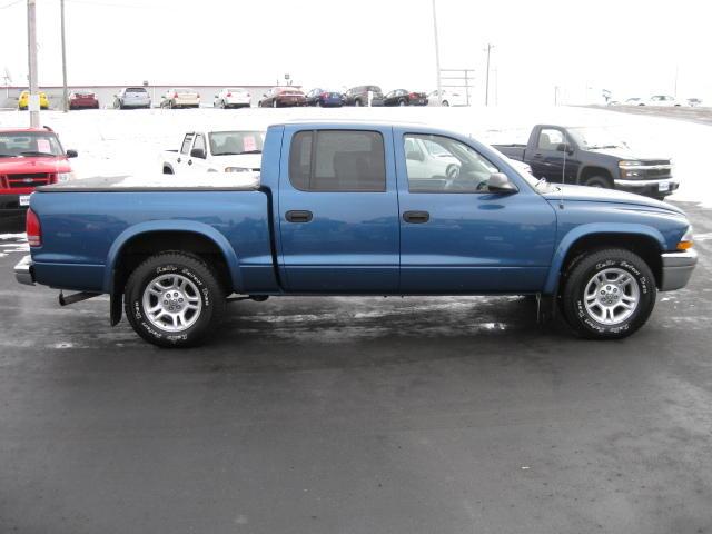 Dodge Dakota 2004 photo 2