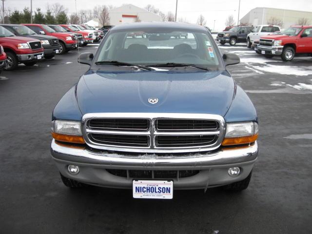 Dodge Dakota 2004 photo 3
