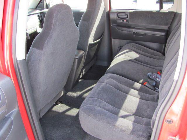 Dodge Dakota 2004 photo 4