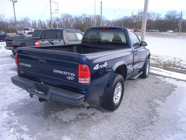 Dodge Dakota 2004 photo 1