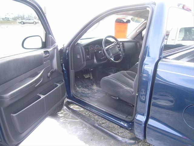 Dodge Dakota 2004 photo 4