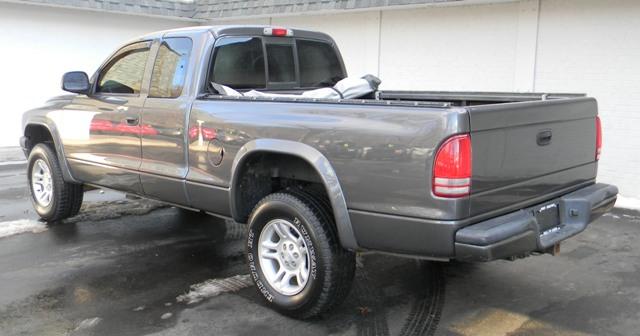 Dodge Dakota 2004 photo 1