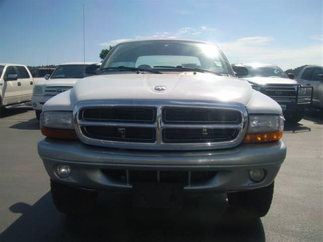 Dodge Dakota 2004 photo 3