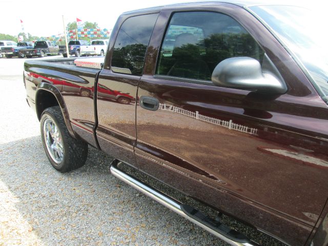 Dodge Dakota 2004 photo 3