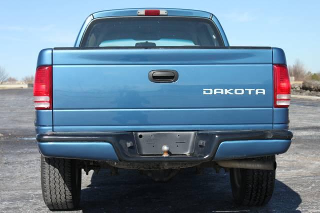 Dodge Dakota 2004 photo 3