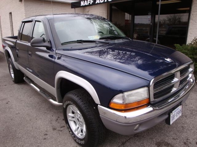Dodge Dakota 2004 photo 1