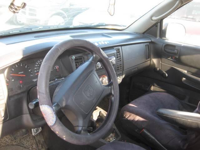 Dodge Dakota 2004 photo 1