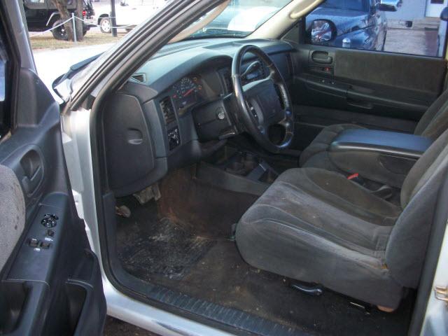 Dodge Dakota 2004 photo 4