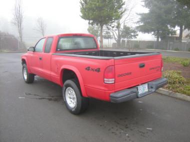 Dodge Dakota 2004 photo 2