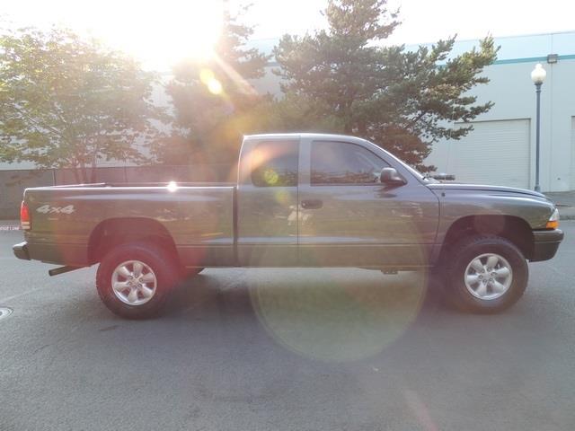 Dodge Dakota S Titanium Edition Navigation Pickup Truck