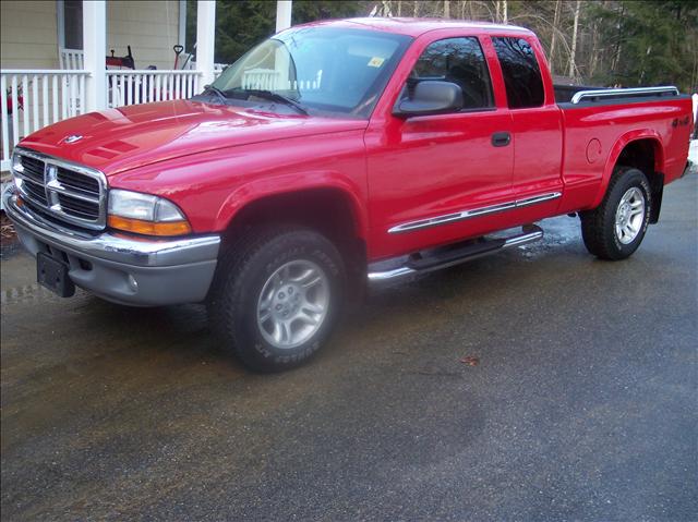 Dodge Dakota 2004 photo 2