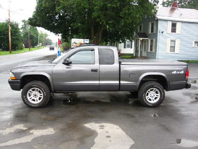 Dodge Dakota 2004 photo 2