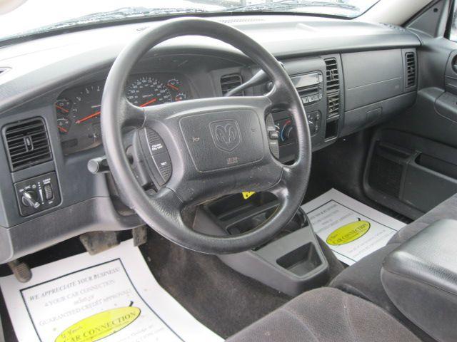 Dodge Dakota 2004 photo 3