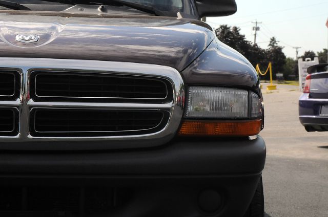 Dodge Dakota 4dr Sdn V6 CVT 3.5 SV W/premium Pkg Pickup Truck