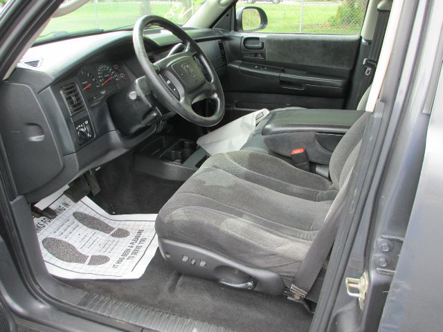 Dodge Dakota 2004 photo 1