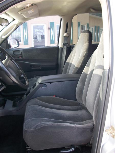 Dodge Dakota 2004 photo 3