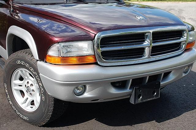 Dodge Dakota 2004 photo 1
