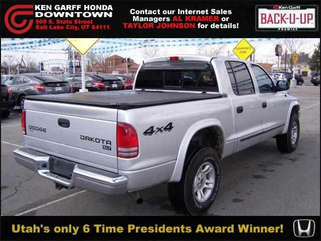 Dodge Dakota 2004 photo 2