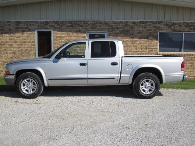 Dodge Dakota 2004 photo 4