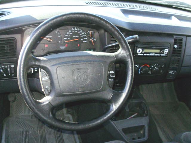 Dodge Dakota 2004 photo 1
