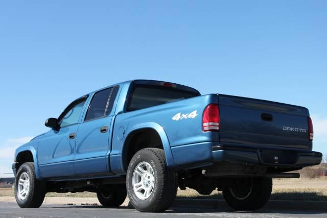 Dodge Dakota 2004 photo 3