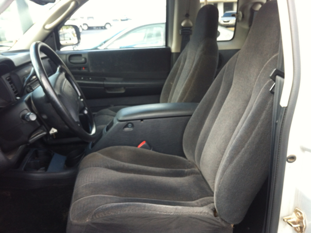 Dodge Dakota 2004 photo 1