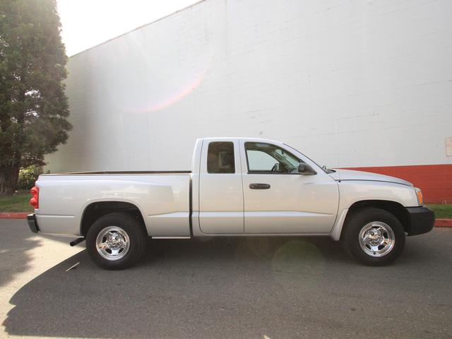 Dodge Dakota 2005 photo 1