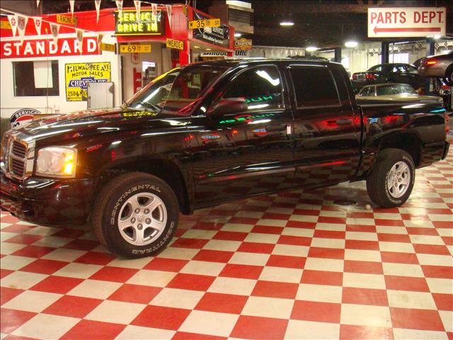 Dodge Dakota 2005 photo 1
