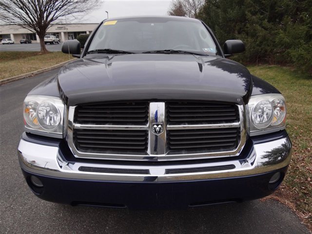 Dodge Dakota 2005 photo 1