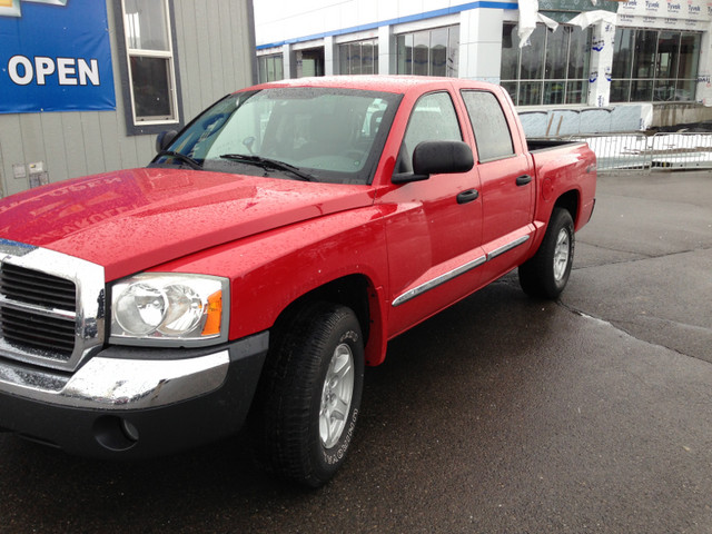 Dodge Dakota 2005 photo 2