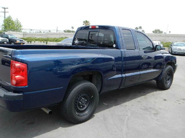 Dodge Dakota 2005 photo 5