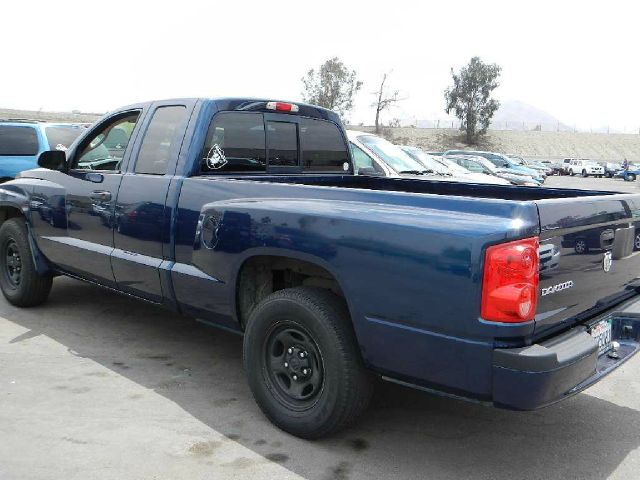 Dodge Dakota 2005 photo 7
