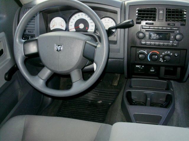 Dodge Dakota 2005 photo 4