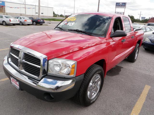 Dodge Dakota SLT Pickup