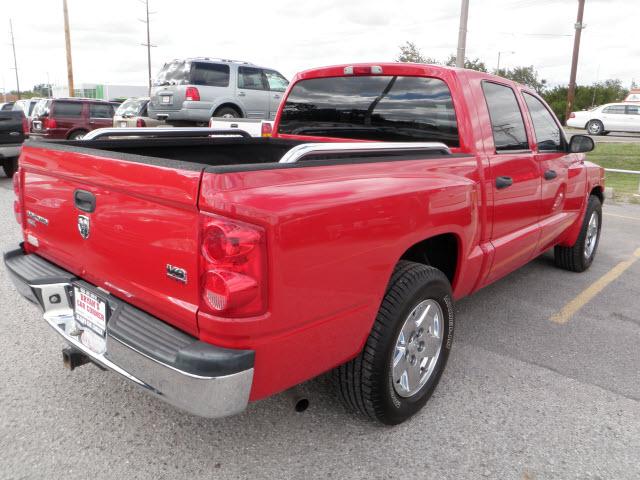Dodge Dakota 2005 photo 2