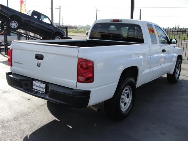 Dodge Dakota 2005 photo 1