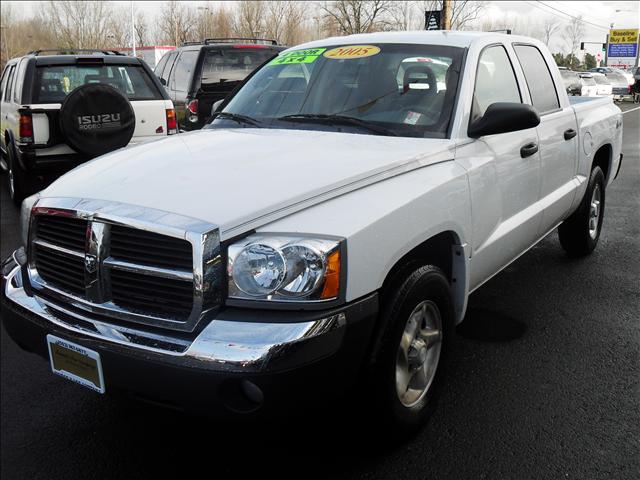Dodge Dakota 2005 photo 1