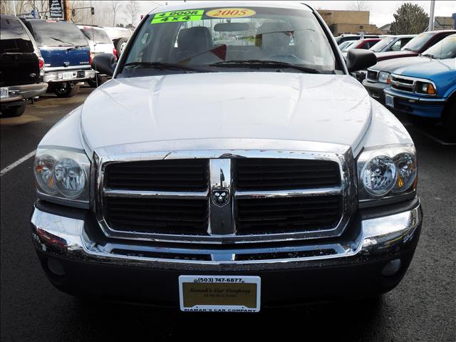 Dodge Dakota 2005 photo 2