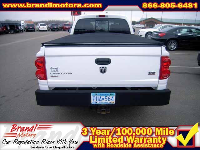 Dodge Dakota 2005 photo 2