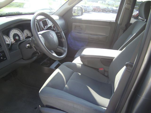 Dodge Dakota 2005 photo 3