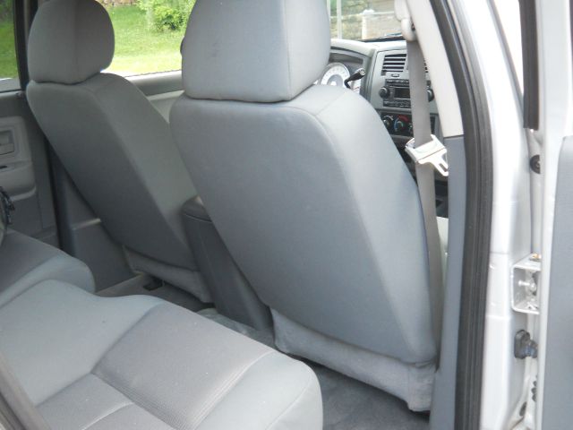 Dodge Dakota 2005 photo 2