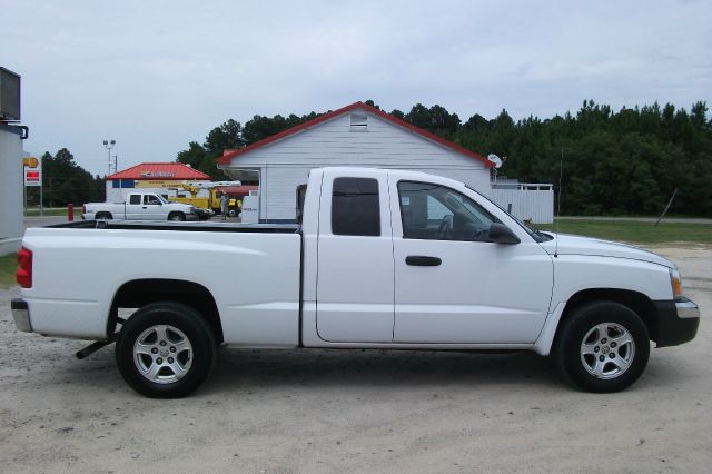 Dodge Dakota 2005 photo 3