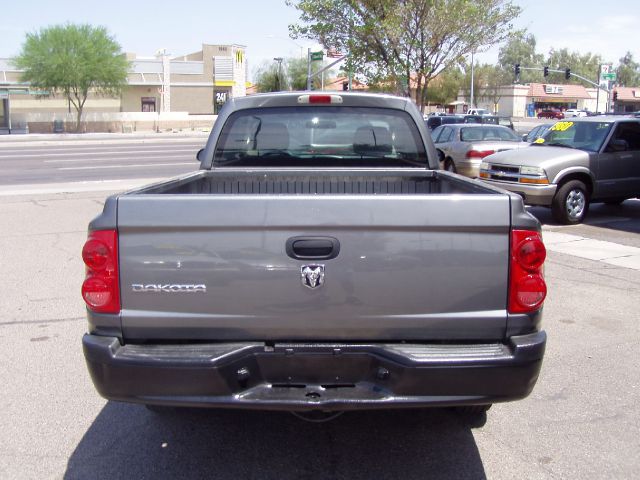 Dodge Dakota 2005 photo 3